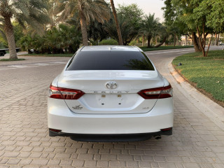 Camry XLE, full specifications, 2019 model