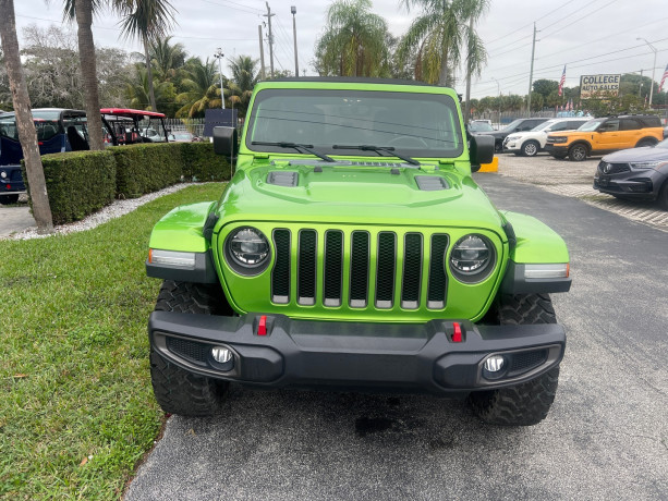 2019-wrangler-jeep-available-big-1